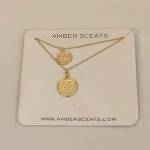 Amber Sceats Fabfitfun Spring 220 Coin 